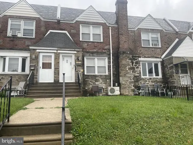 812 Fairfax Rd, Drexel Hill