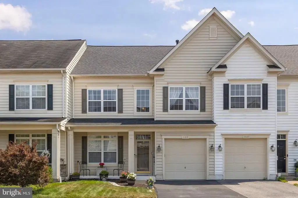 109 Quinton Oaks Cir, STEPHENS CITY