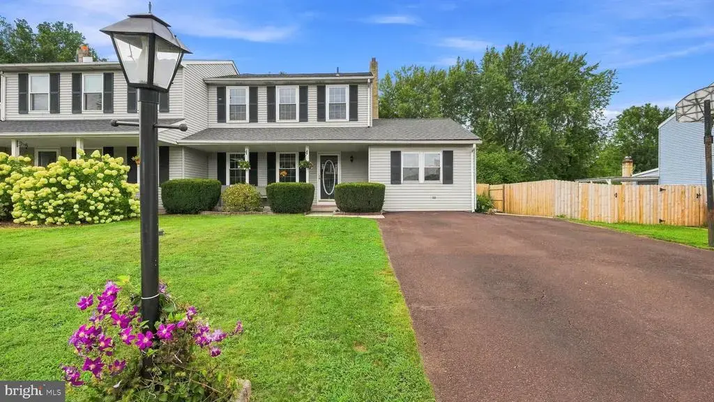 431 Windsor Dr, HARLEYSVILLE
