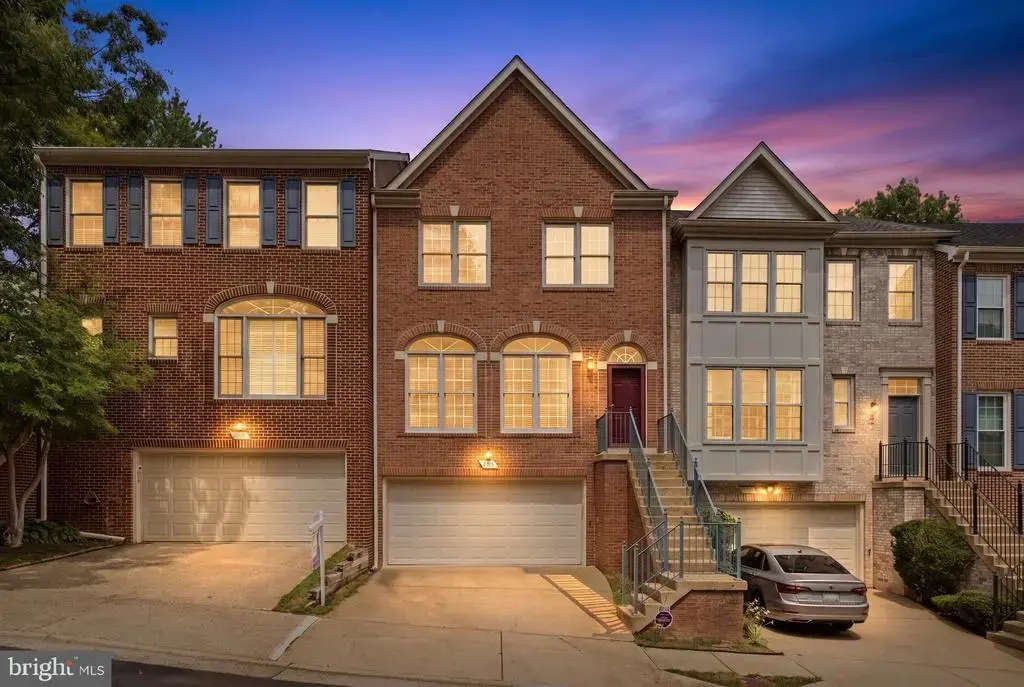 2715 Pembsly Dr, VIENNA