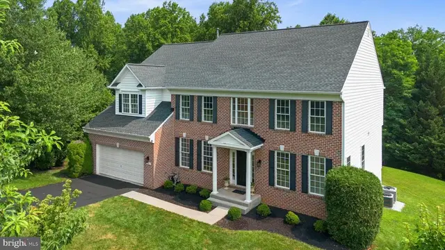 22811 Timber Creek Ln, Clarksburg