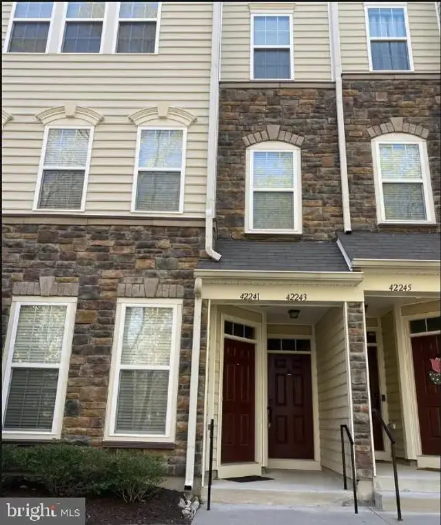 42243 Water Iris Ter, Aldie