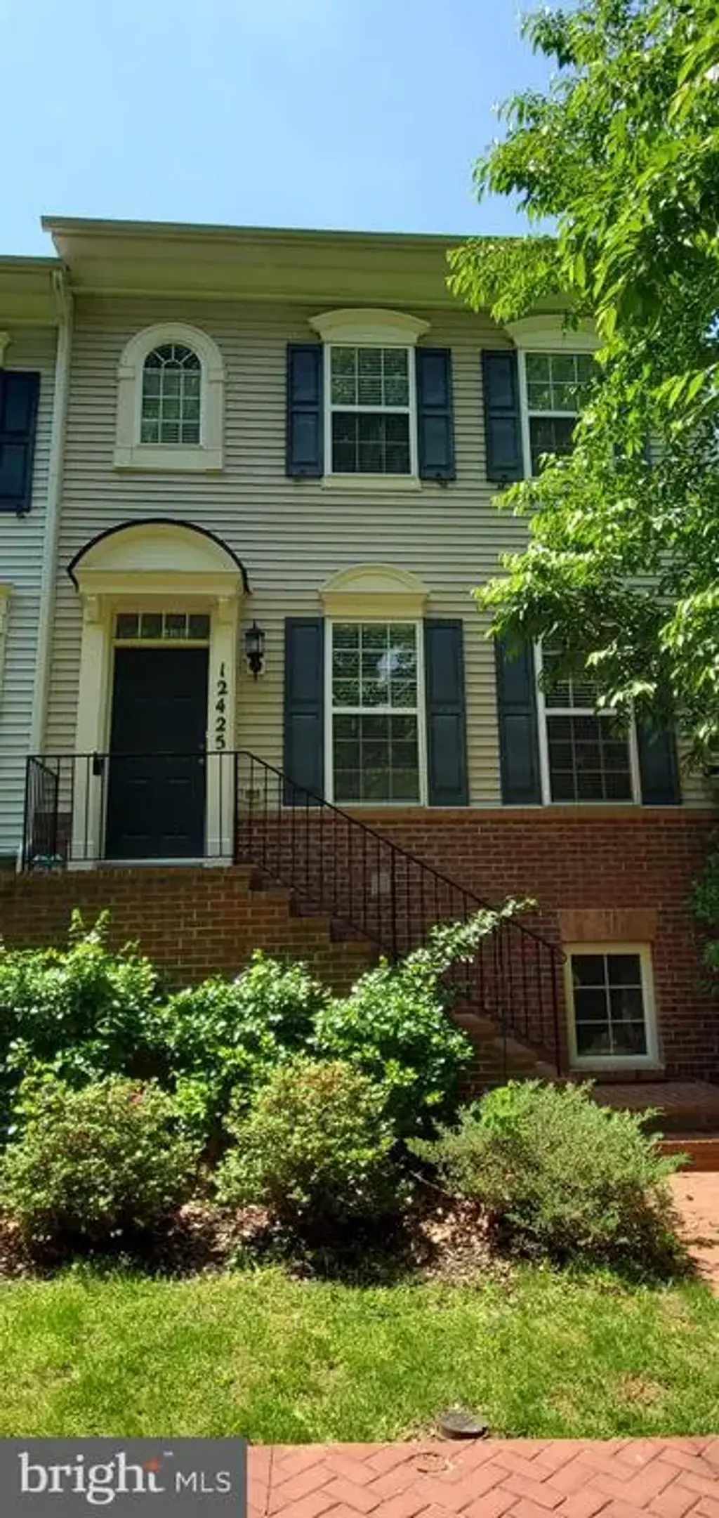 12425 Horseshoe Bend Cir, CLARKSBURG