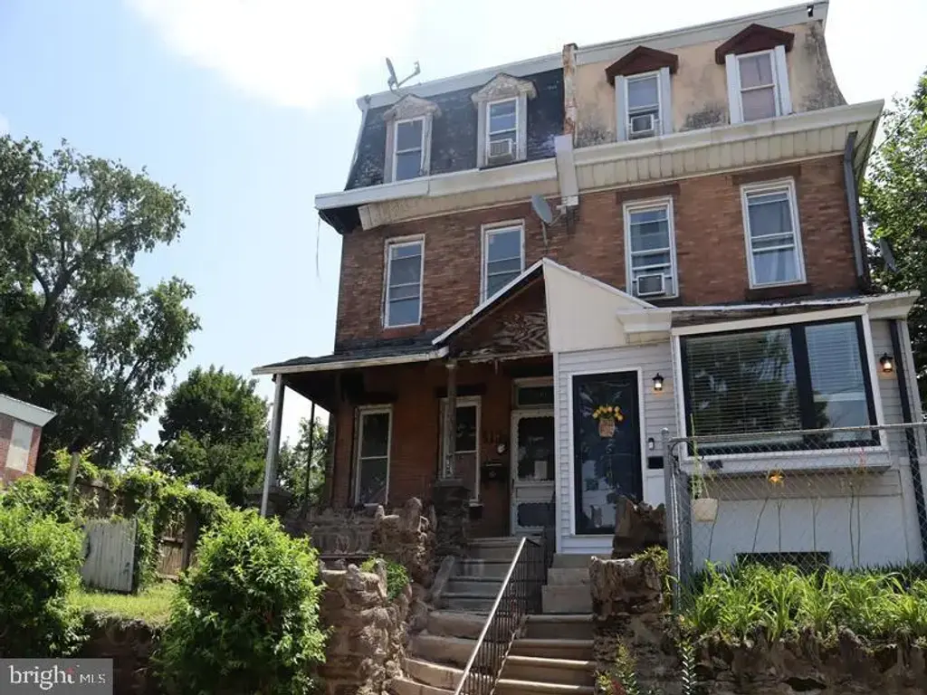 5311 N Howard St, PHILADELPHIA