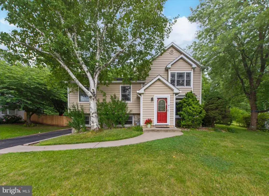 118 Cornwall Dr, CHALFONT