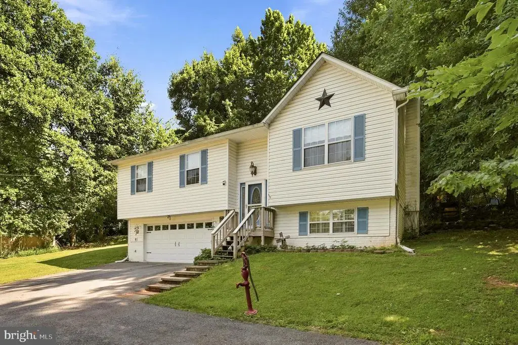 461 Rome Beauty Dr, LINDEN