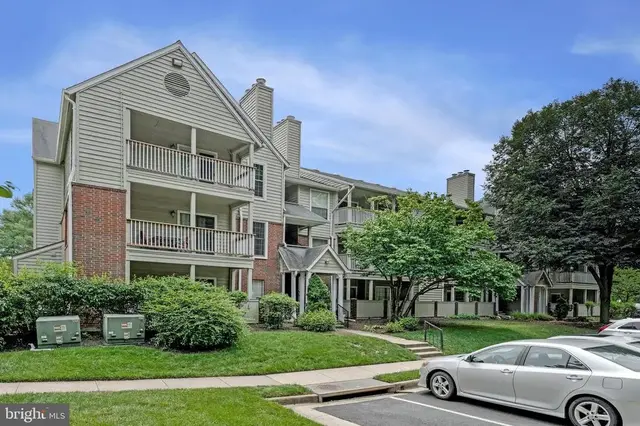 12165 Penderview Ter #1028, Fairfax
