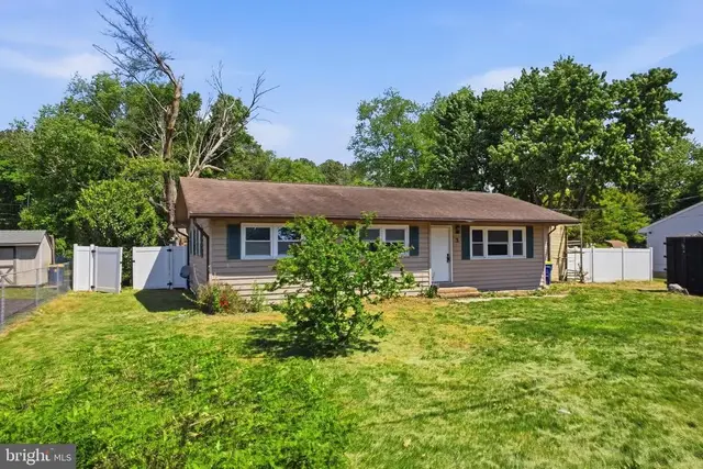 3 Lowber St, Frederica