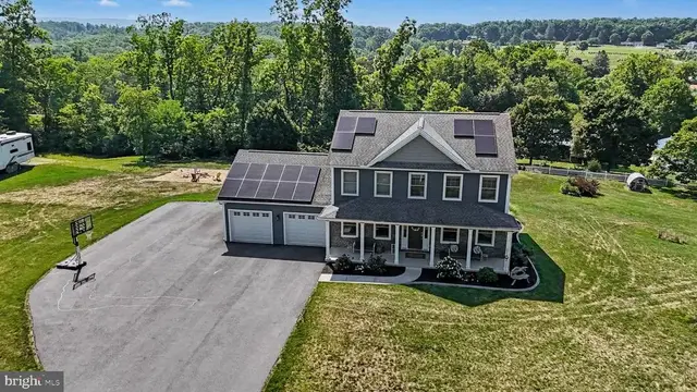 3 Stoner Dr, Shermans Dale