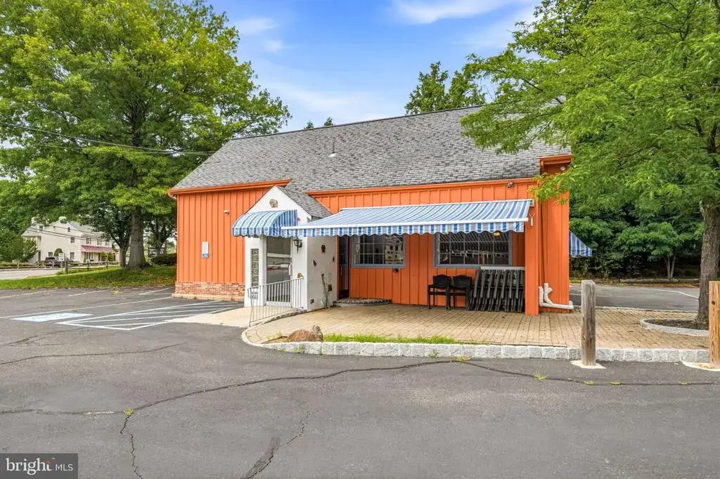 924 N Bethlehem Pike, AMBLER