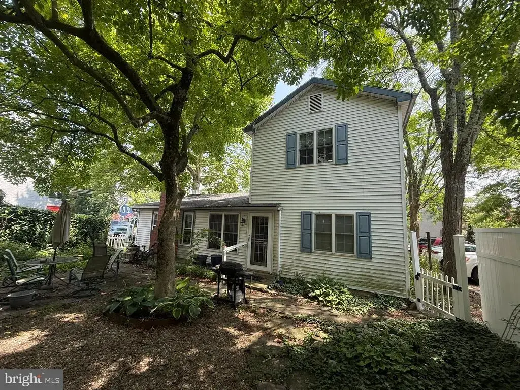 63 Taylor Ave, DOYLESTOWN