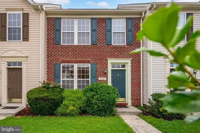 1006 Meadow View Dr, Salisbury