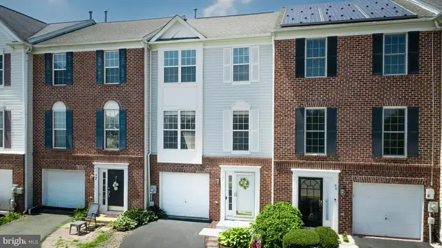 34 Crenshaw Ct, Middletown
