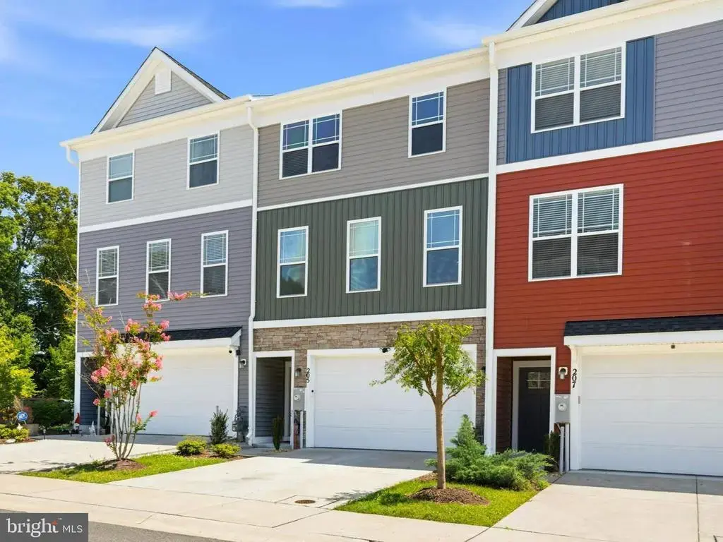 205 Jenkins Way, GLEN BURNIE