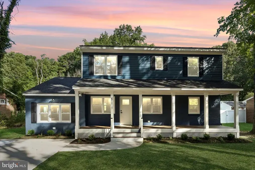 511 Old Lakeside Dr, YORKTOWN