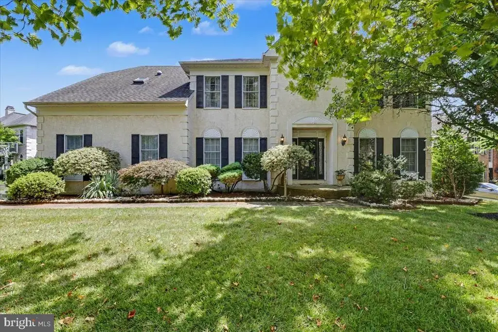 202 Cascades Ct, BLUE BELL