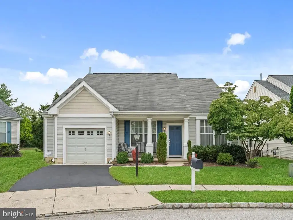24 Violet Ct, MARLTON