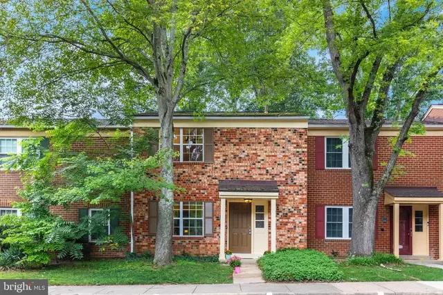2256 Gunsmith Sq, Reston