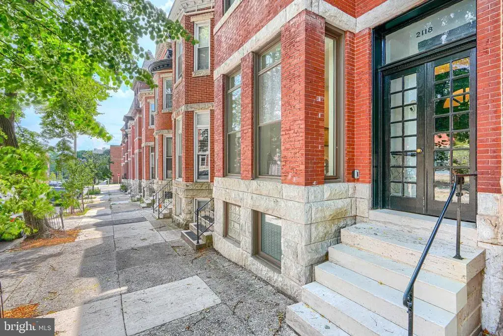 2118 Bolton St, BALTIMORE