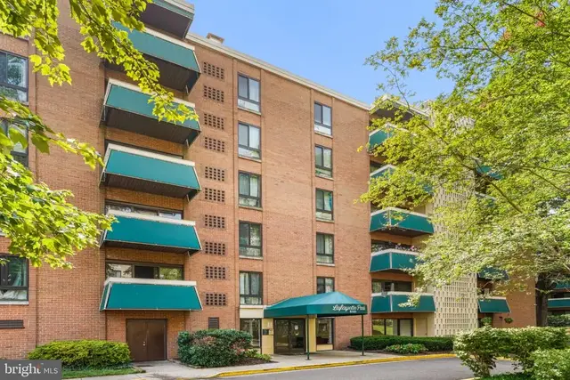 6141 Leesburg Pike #101, Falls Church