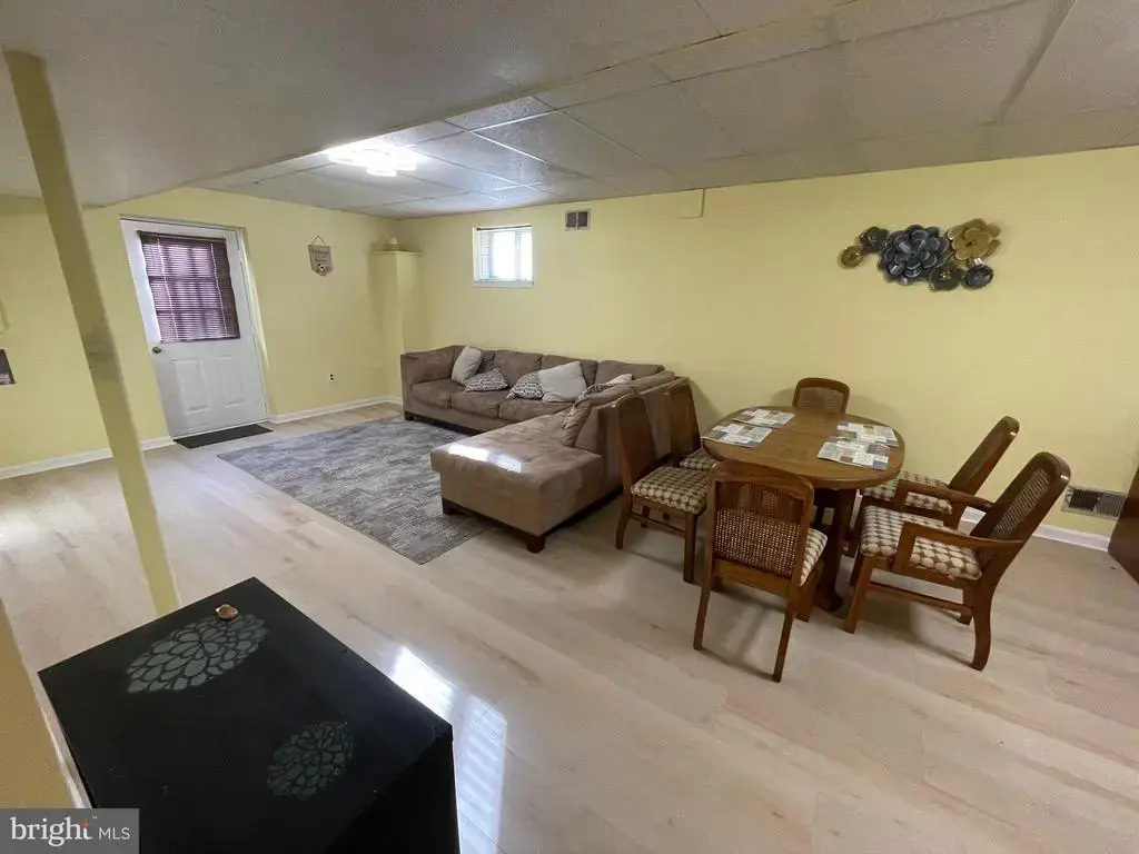 2232 Hidden Valley, SILVER SPRING