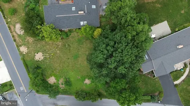 200 Garrett Ln, Camp Hill