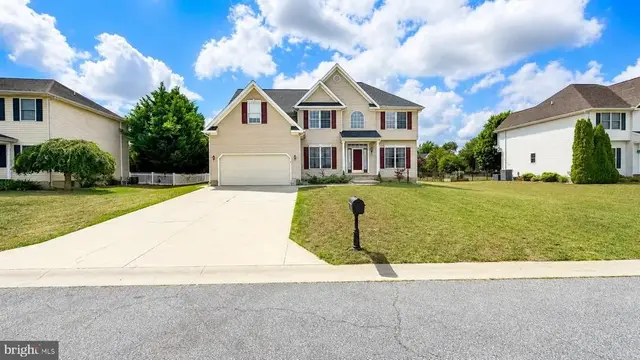 91 Jillian Dr, Dover
