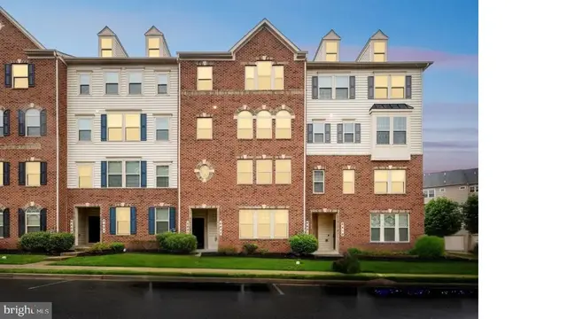 6425 Alan Linton Blvd E, Frederick