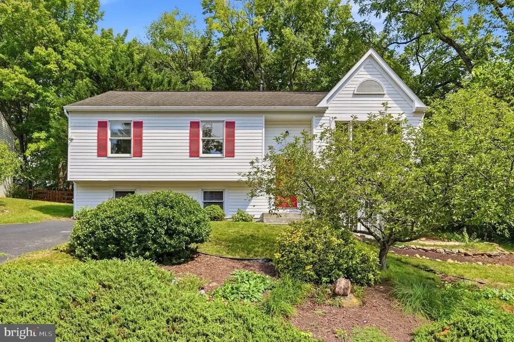 300 Pembridge Dr, WINCHESTER