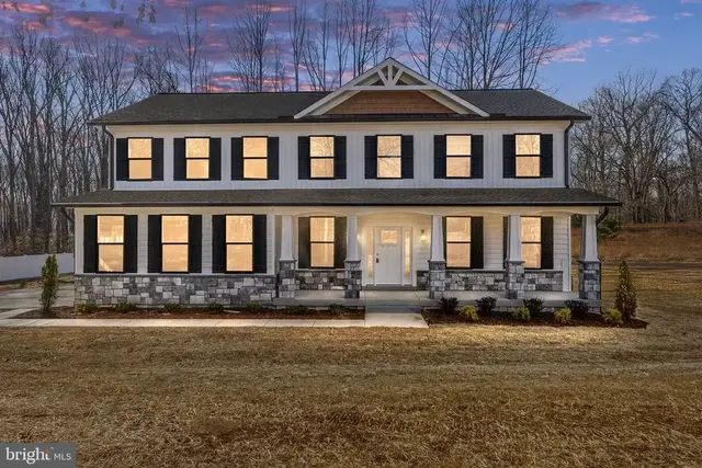 804 Holly Corner Rd, Fredericksburg