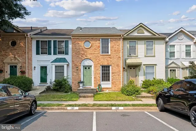 6528 Skylemar Trl, Centreville