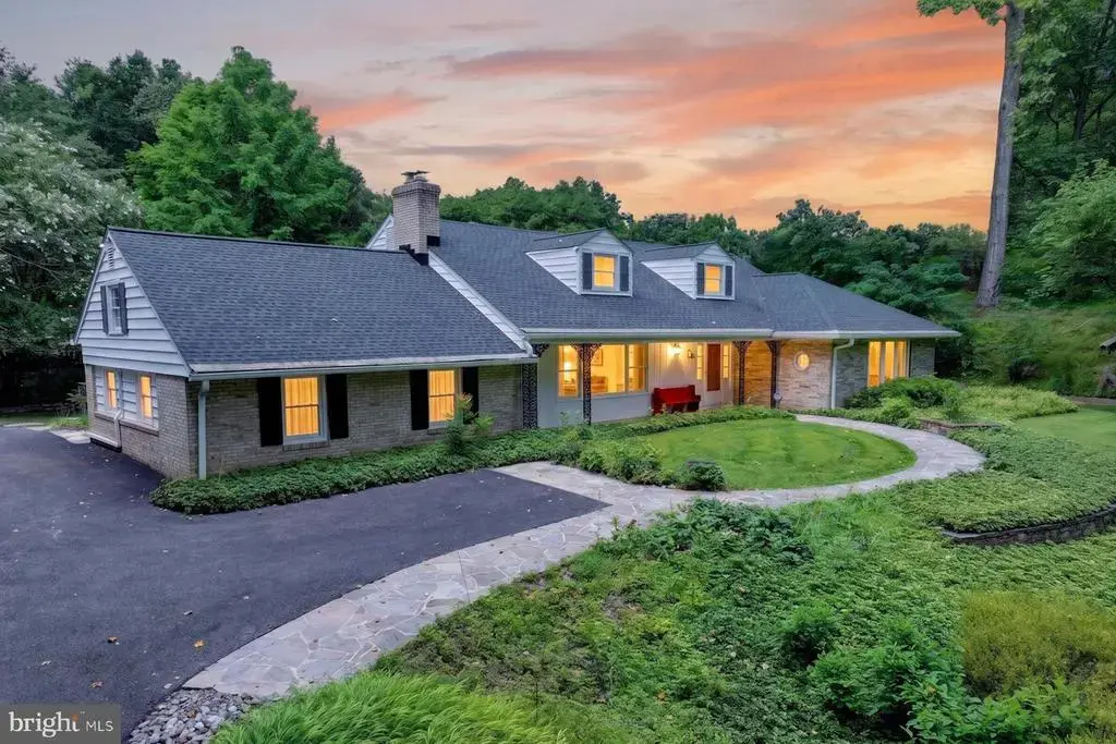 11210 Old Carriage Rd, GLEN ARM