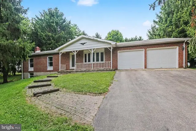 140 Codorus Furnace Rd, Mount Wolf