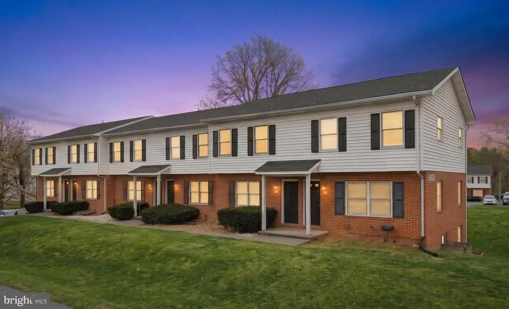 3103-3103 Shawnee Dr #1, WINCHESTER