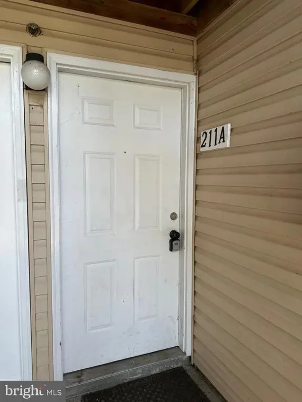 211 Highland Blvd #211, NEW CASTLE