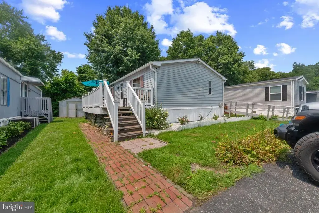 1944 Sidnee Dr, EDGEWOOD