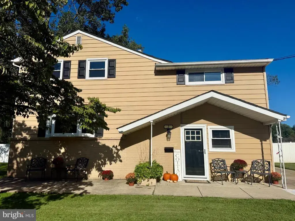2 Paterson Ave, PENNSVILLE
