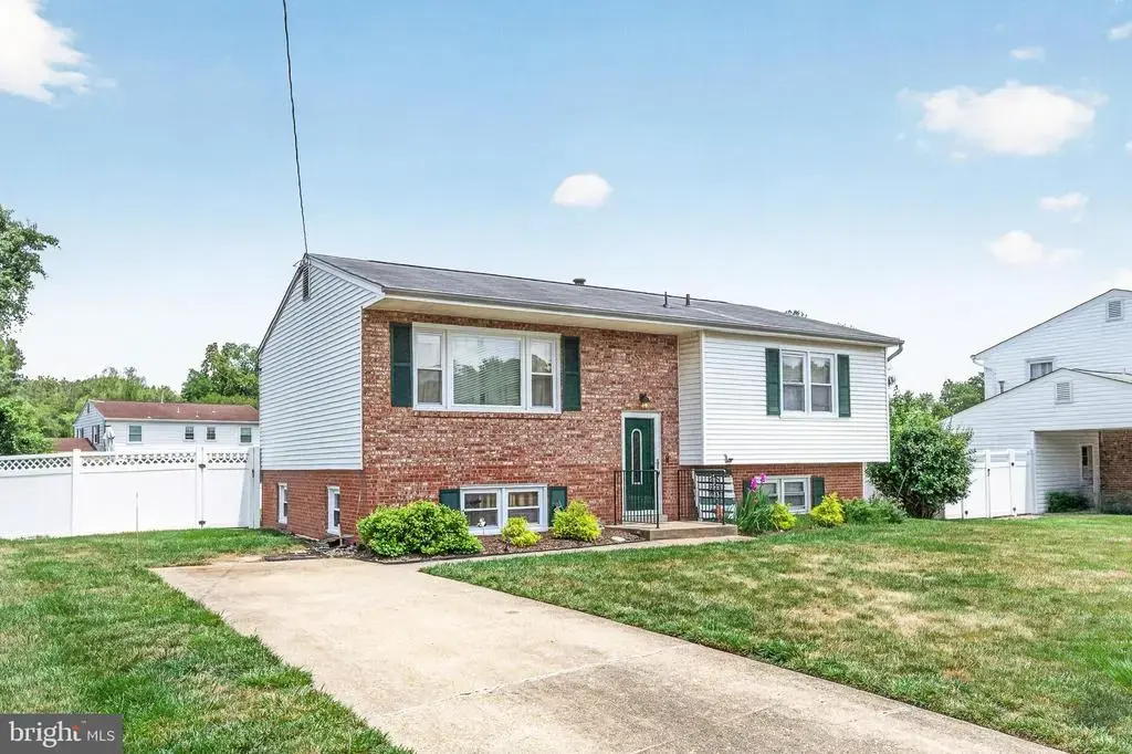 4130 Bassett Ct, DUMFRIES