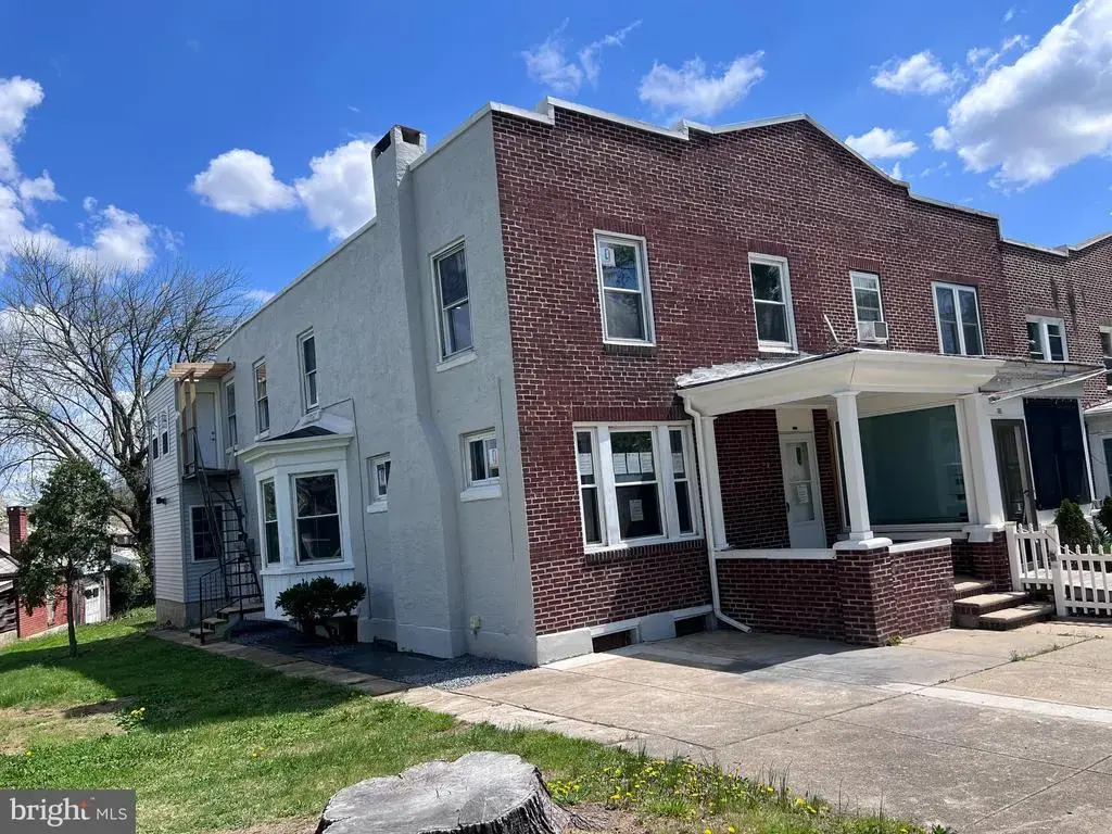 307 Fairview St #1fl, READING