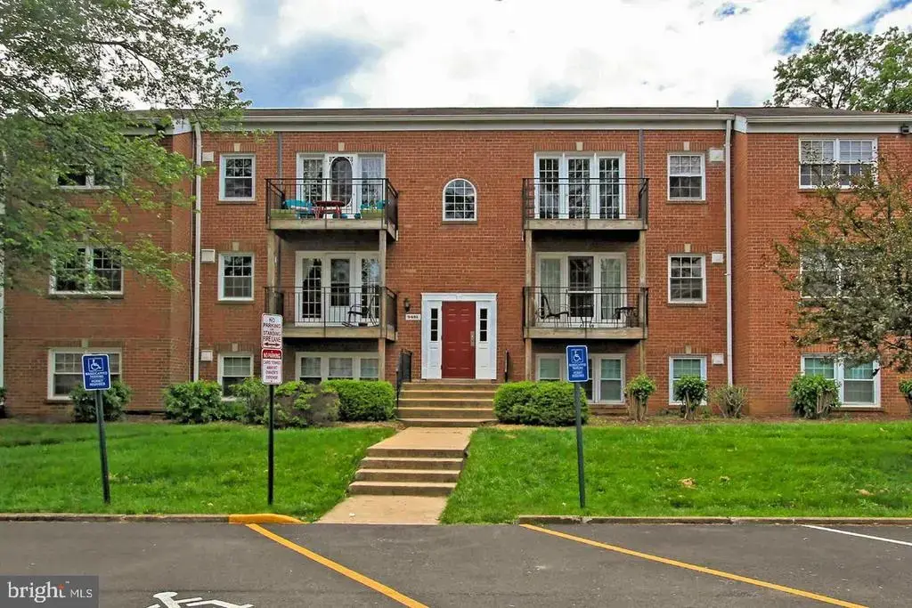 9481 Fairfax Blvd #304, FAIRFAX