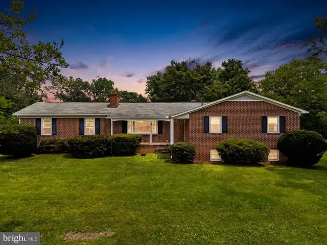 3 S Hughes St, Hamilton