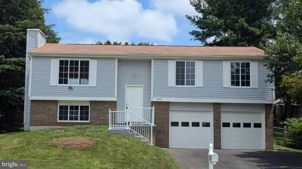 2929 Ashdown Forest Dr, HERNDON