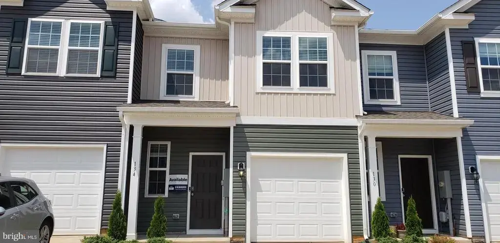 186 Caterpillar Dr, LURAY