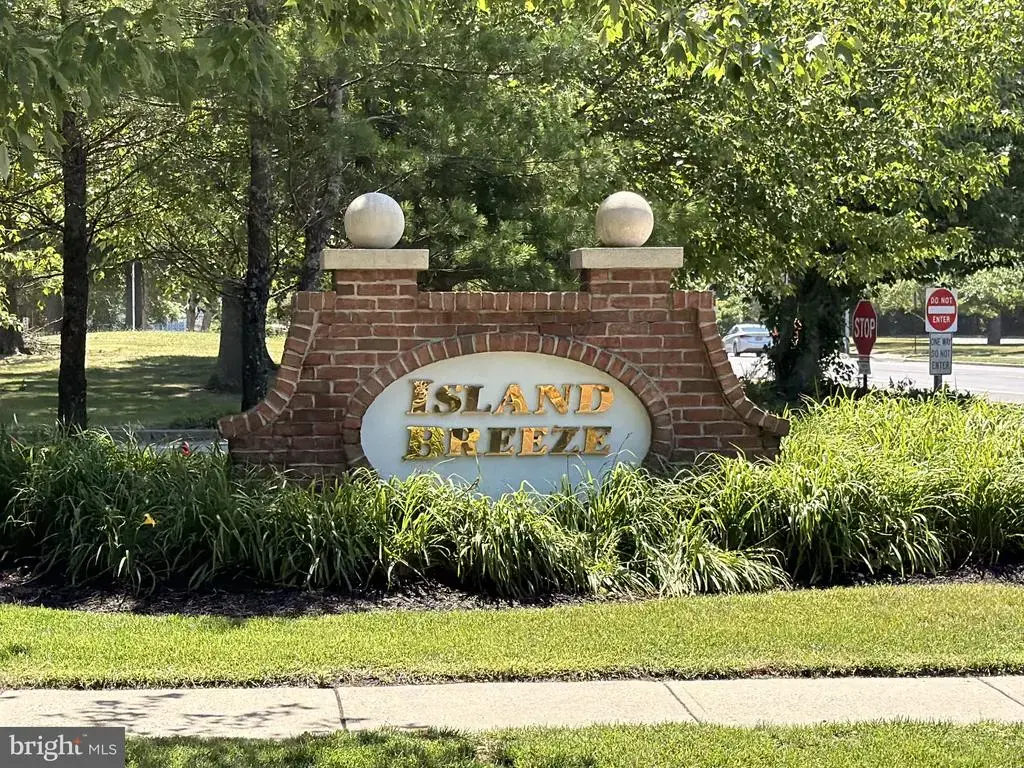 25 Island Breeze Ct, STAFFORD TWP