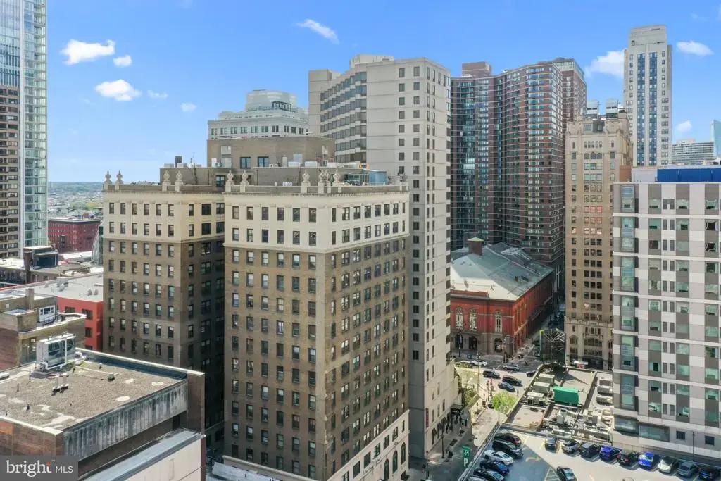 1324 Locust St #407, PHILADELPHIA