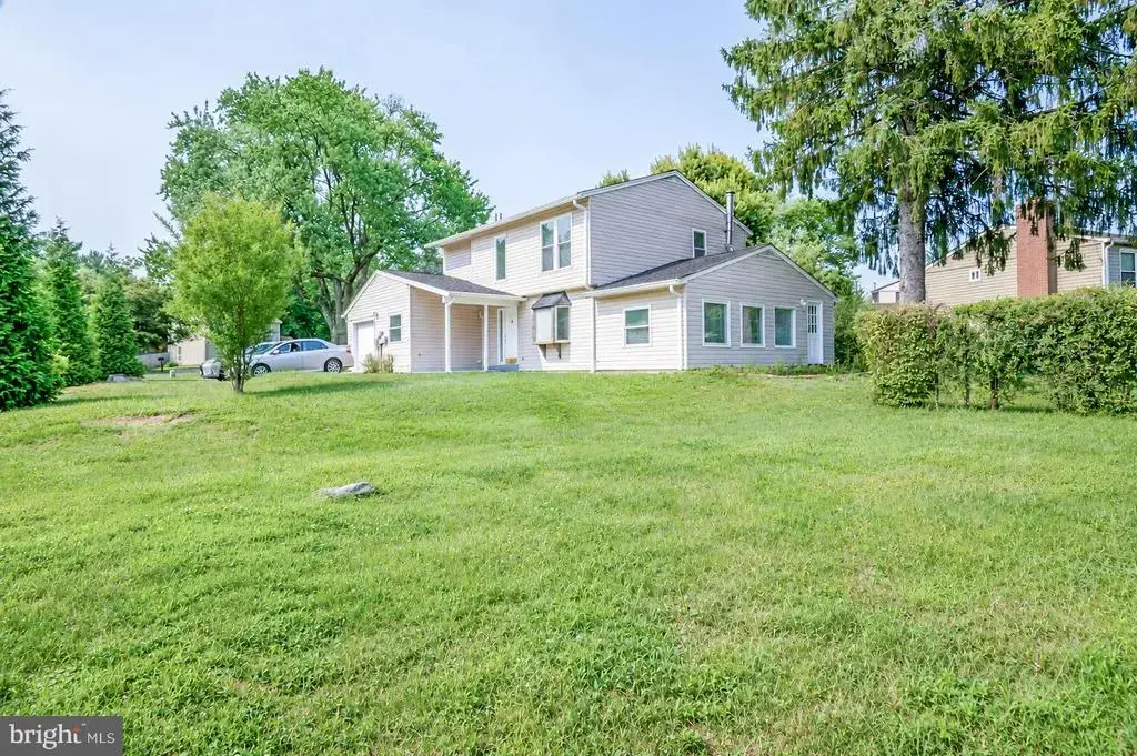 17730 Millcrest, DERWOOD