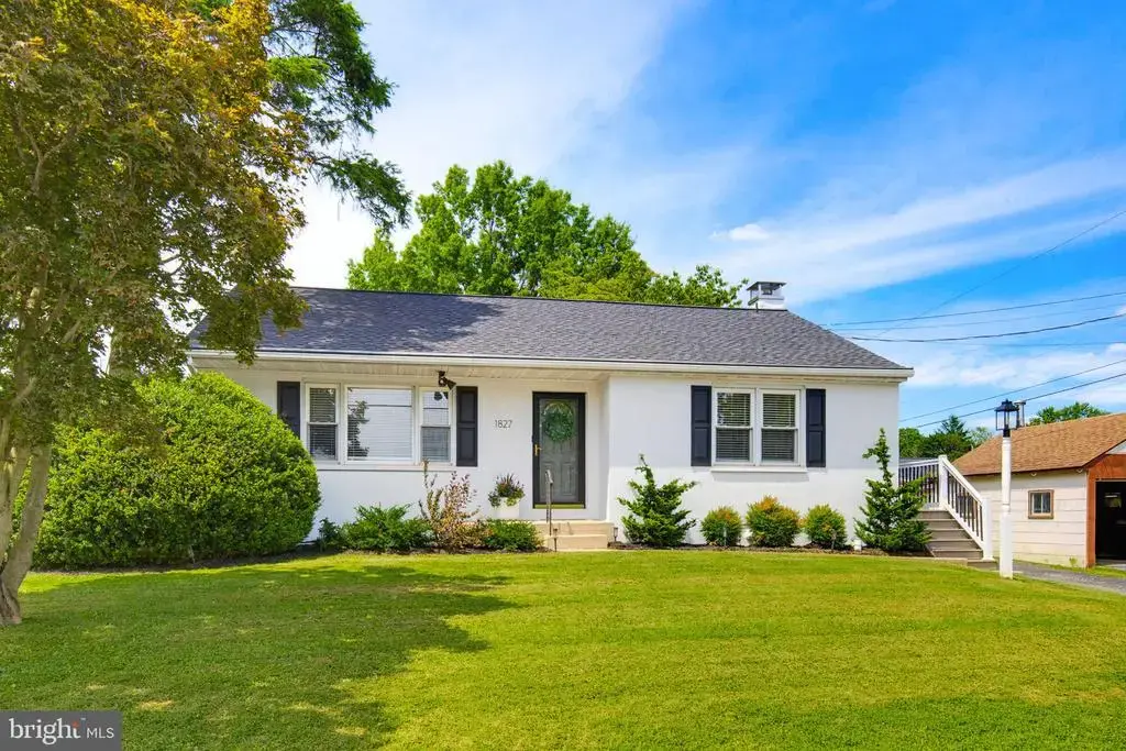1827 Woodland Ave, LANCASTER