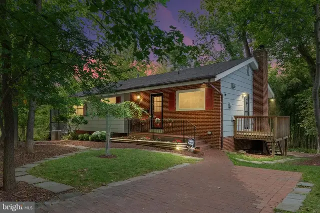 5707 Halpine Rd, Rockville
