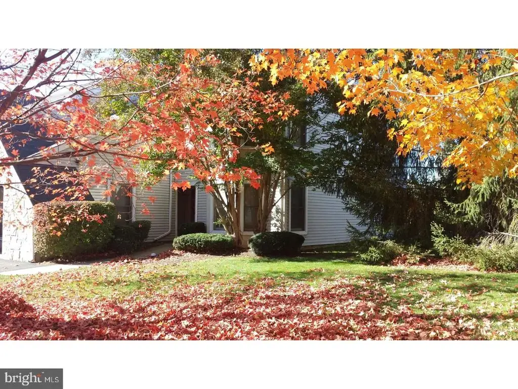 27 Kanon Ct, NEWTOWN