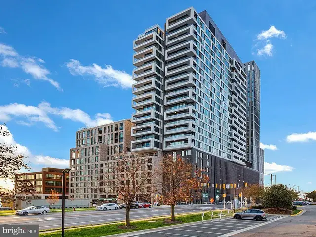 1650 Silver Hill Dr #1010, Mclean